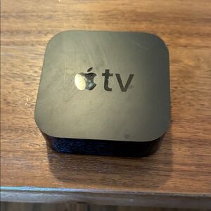 Apple TV Box in Black - no wires
